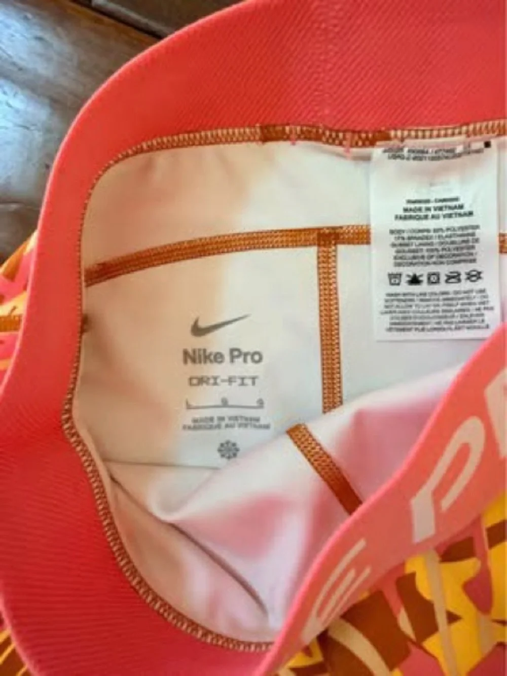 Girls L(14) Nike Pro and DSG